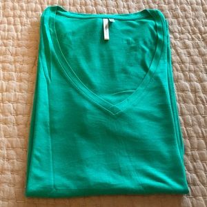 NEW Banana Republic short-sleeve V-neck modal tee